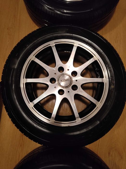 Vând roti complete pe 15 cauciucuri yokohama de vara jante dezent