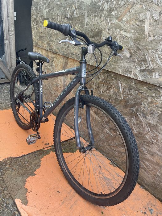 Bicicleta tracker roti 29”