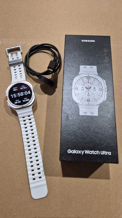 Samsung Galaxy Watch Ultra (2024) alb + bratari + garantie
