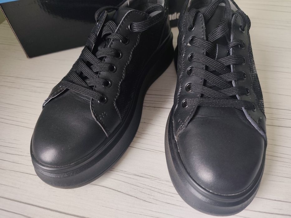 Естествена кожа, неразличими от нови