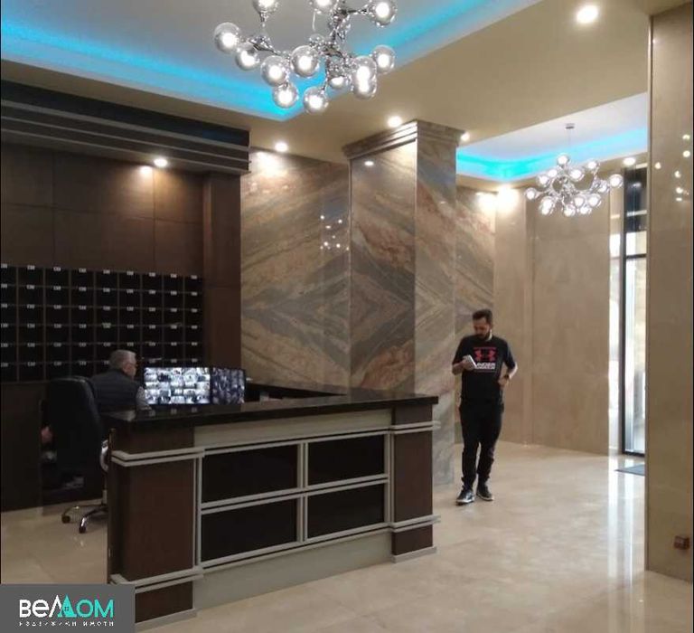 Дава се под наем Тристаен апартамент в Варна, Бриз - 120 кв.м за 1581 € - Снимка #6