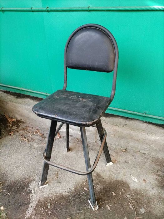Продам стул барный