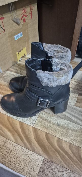 Демисезонная ботинка