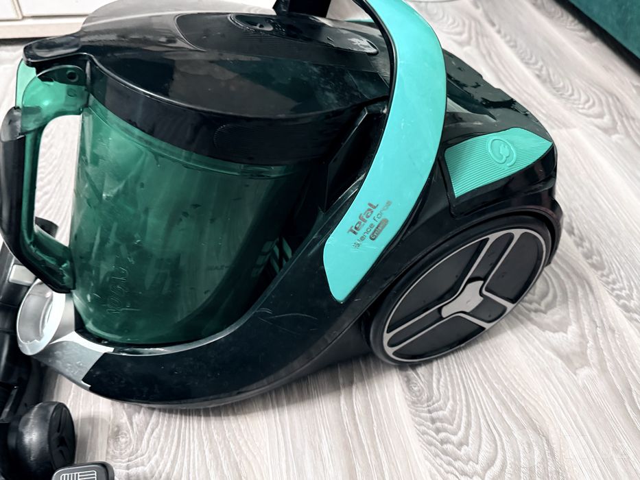 Продаю пылесос «Tefal Cyclonic”