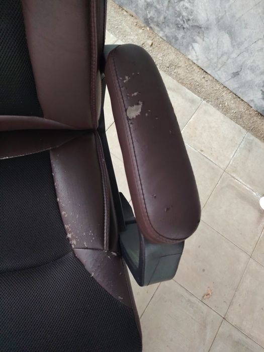 Срочно! кресло директора, в нормальном состоянии