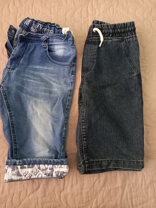 Къси панталони момче