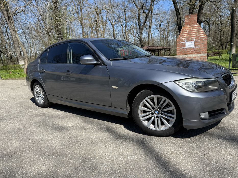BMW seria 3 E90 Facelift