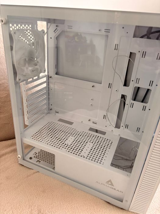 Carcasa ALPHAGEAR white, Mid Tower