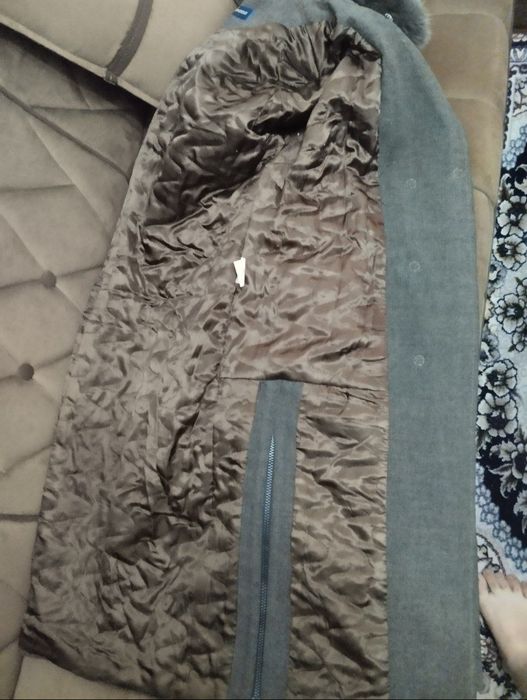Drap palto_xolati yangidek. XXL razmer. Narxi_500 ming som_kelishamiz