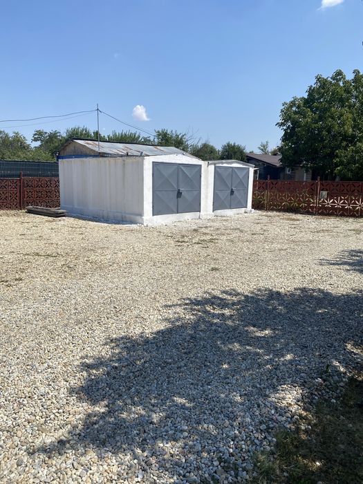 Centura sud proprietar 2garaje 38mp,parcare 50mp 3km dist.de sector 4.