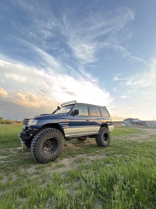 Mitsubishi Pajero 2.8 autoutilitara 5 locuri !