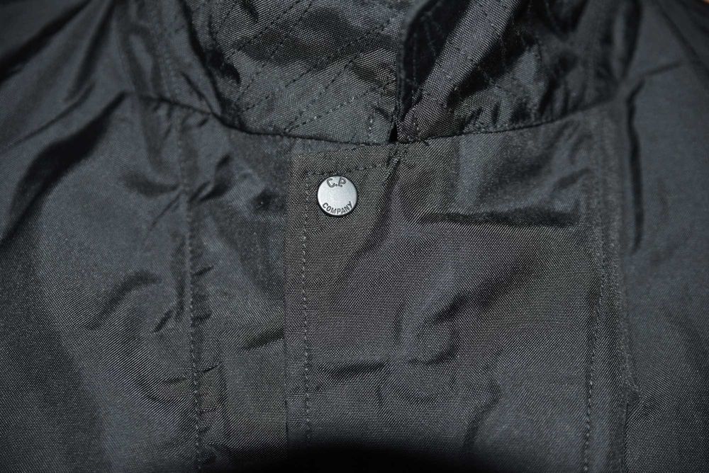 CP Company 100% оригинал, размер 52 като Stone Island