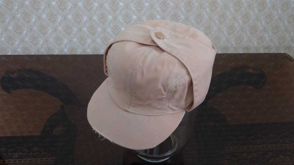 Военные кепки разные