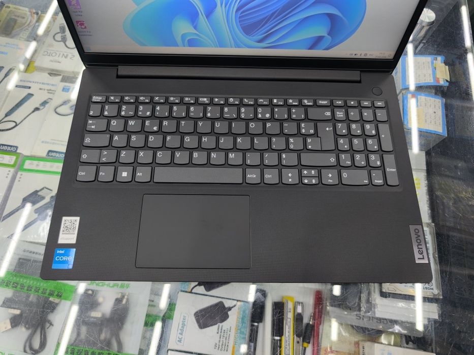 Ноутбук Lenovo V15 G3 IAP