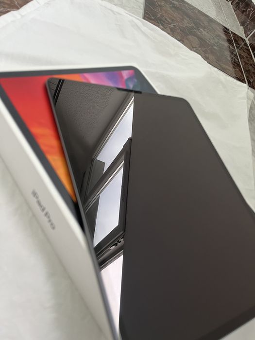 iPad Pro 12.9 inch Gen. 4 128 GB Wi-fi