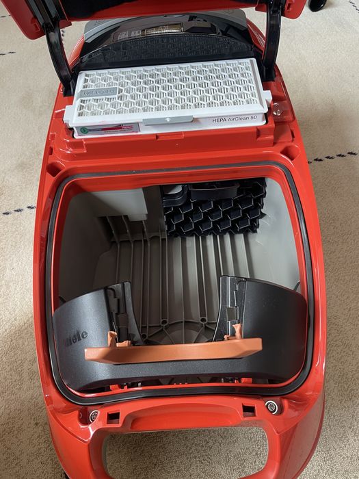 Miele Guard M1 Прахосмукачка