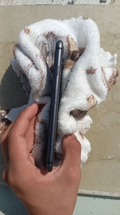 iPhone 8 64gb айфон