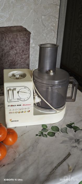 Продам соковыжималку ,и тестомешалку, в хорошем состоянии.