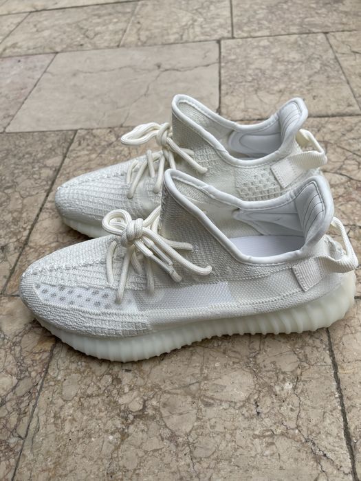 Yeezy Boost 350 V2 Bone White Noi