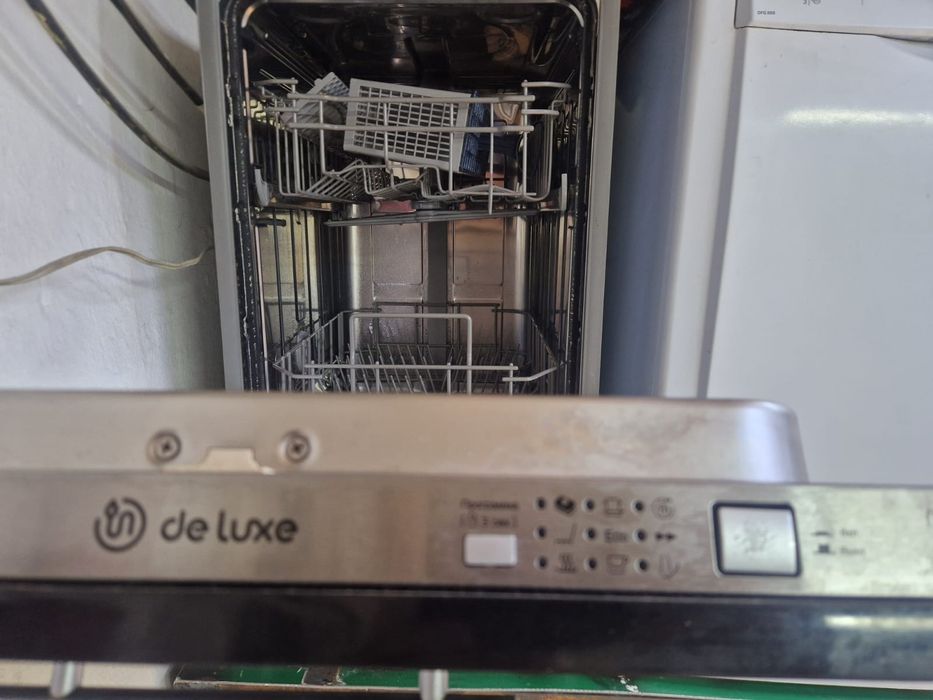 Посудомоечная машина DeLuxe