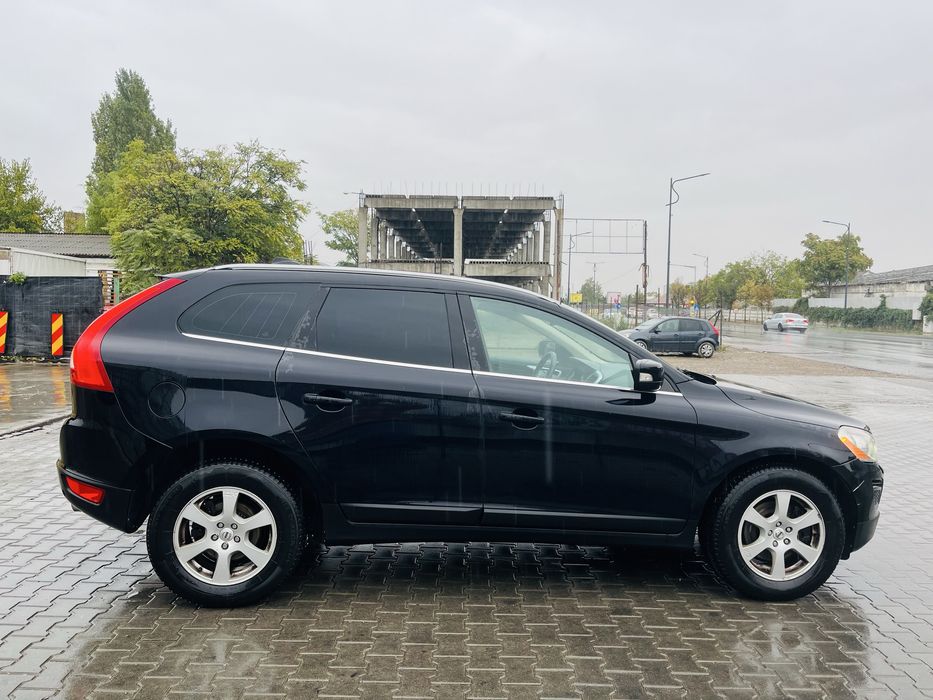 VOLVO XC60 2011 — imagine 2