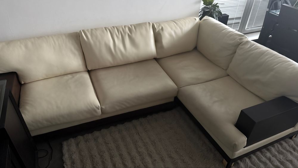Ъглов диван (кожа)