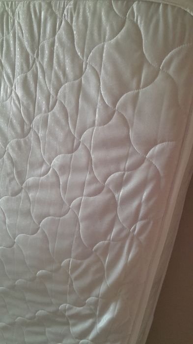 СРОЧНО...Продам матрас