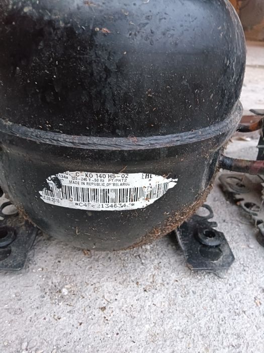 Компрессор холодильника