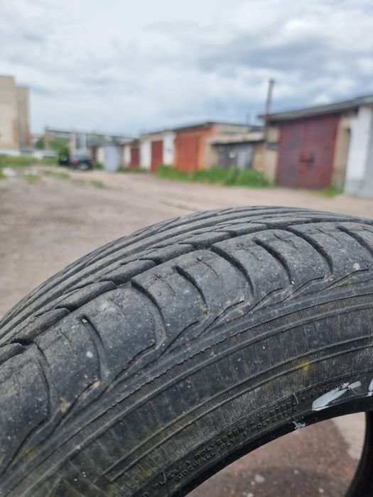 Продам б/у балоны 205/60 R15