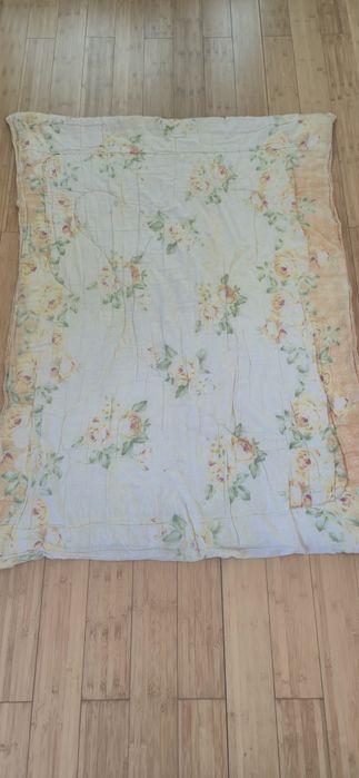 Одеяло б/у 1000 тг.