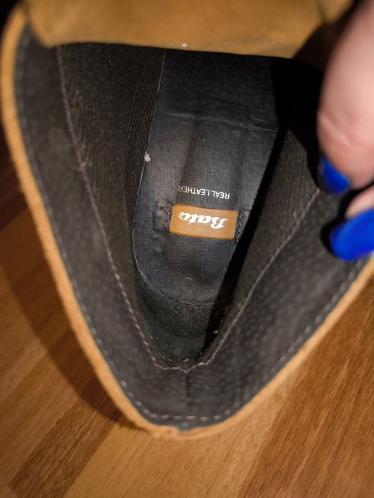 Botine Bata piele naturala intoarsa 38