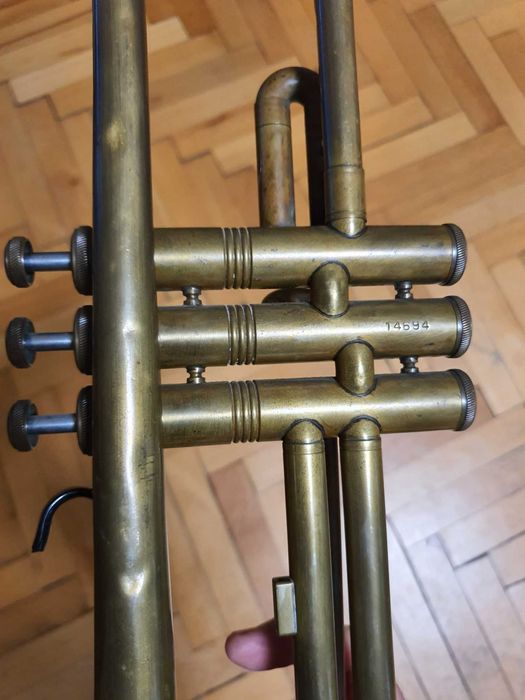 Старинен тромпет Лигнатон