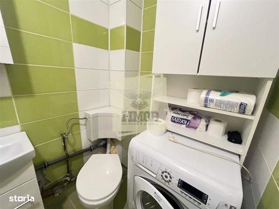 Apartament 3 camere 2 bai balcon si pivnita zona Terezian