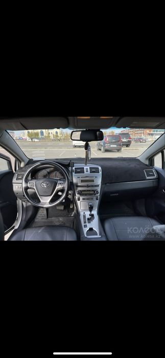 Продам Тайоту Авенсис