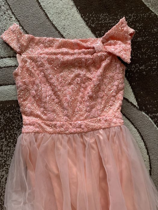 Rochie superba S, nepurtata