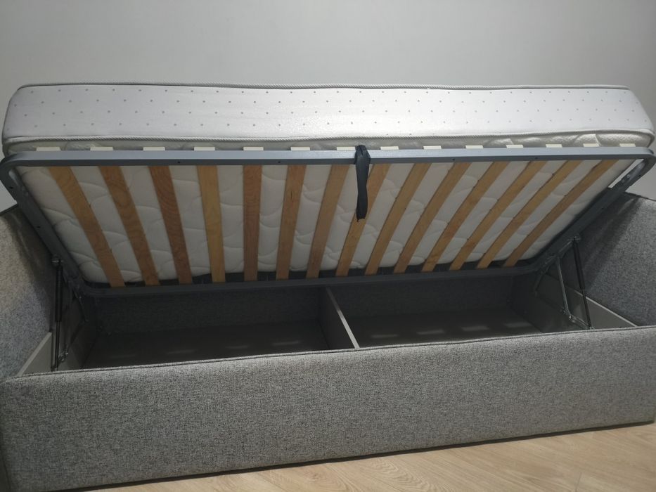 Кровать диван с матрасом