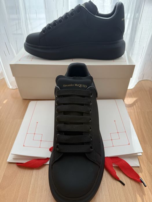Adidasi Alexander McQueen Black