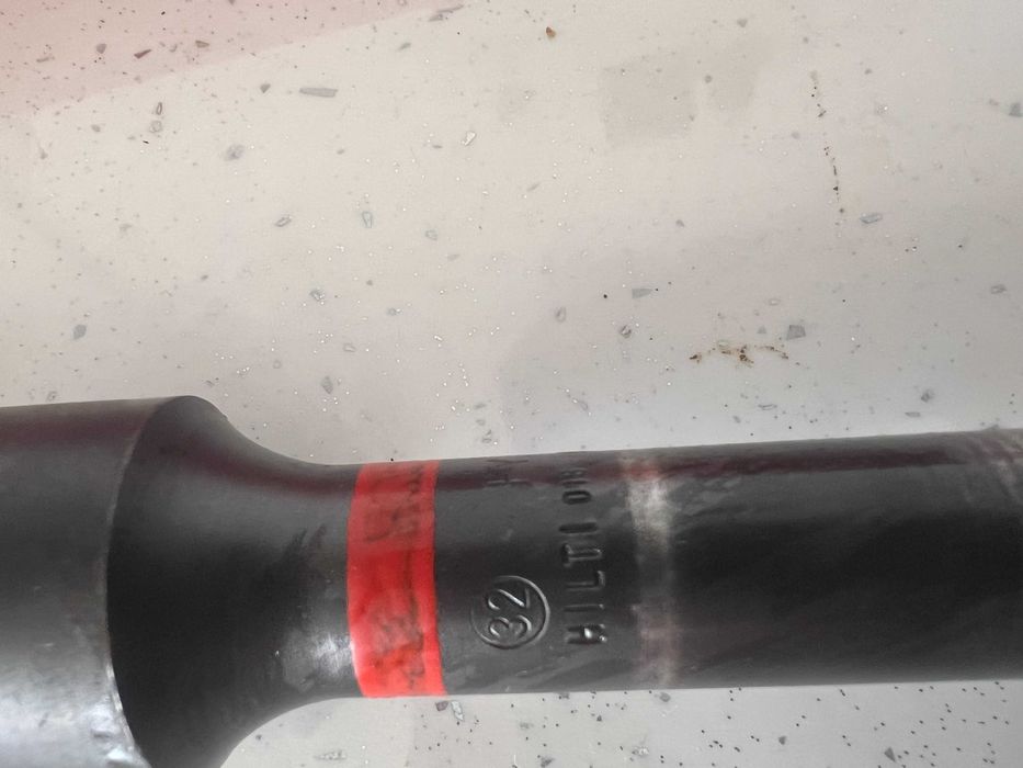 Свредел  на марката HILTI