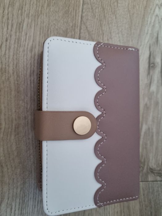 Дамско Портмоне - ново