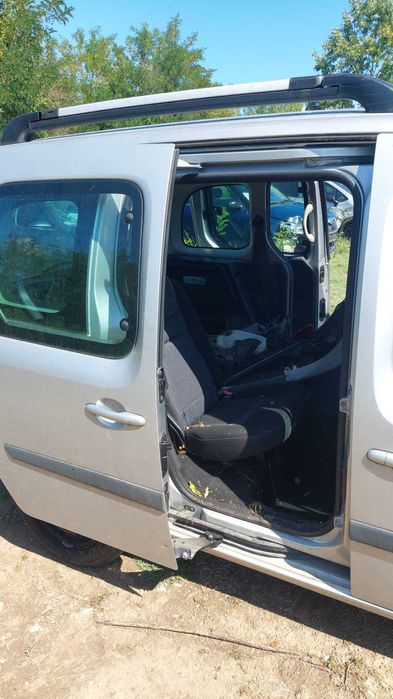 Usi laterale stanga/dreapta Renault Kangoo