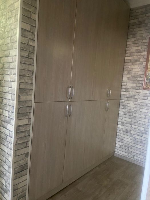 Продам шкаф кладовку.