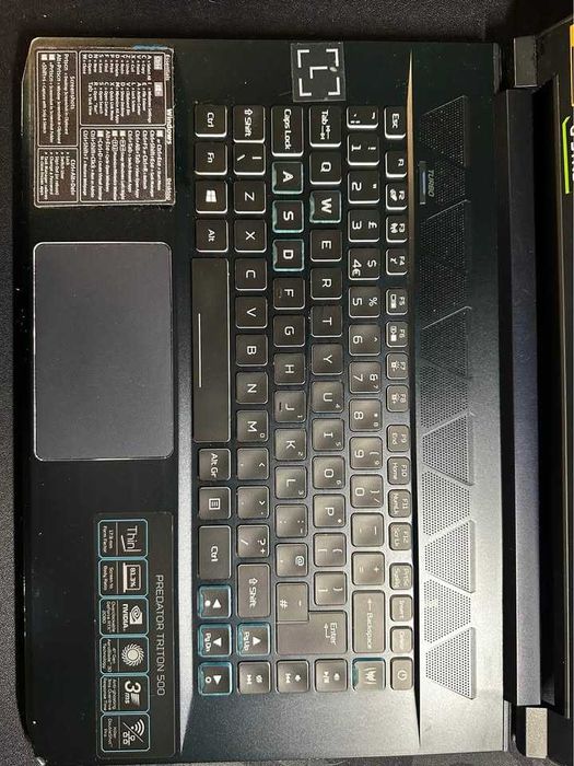Acer Predator Triton 500 i7-8750H / RTX 2080 / 16GB RAM + Подаръци