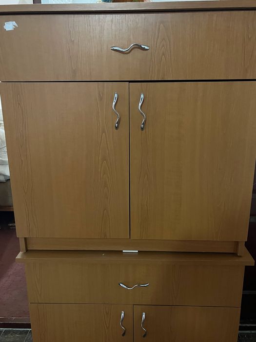 Vand comode cu sertar si 2 usi