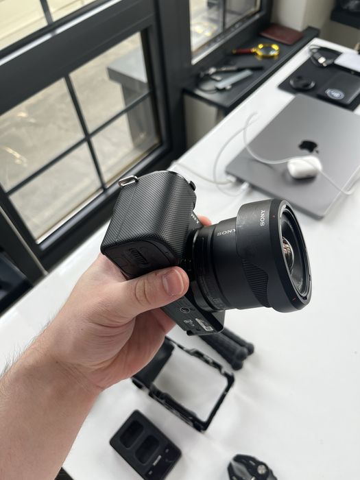 Sony 11mm f1.8 (Sony E)