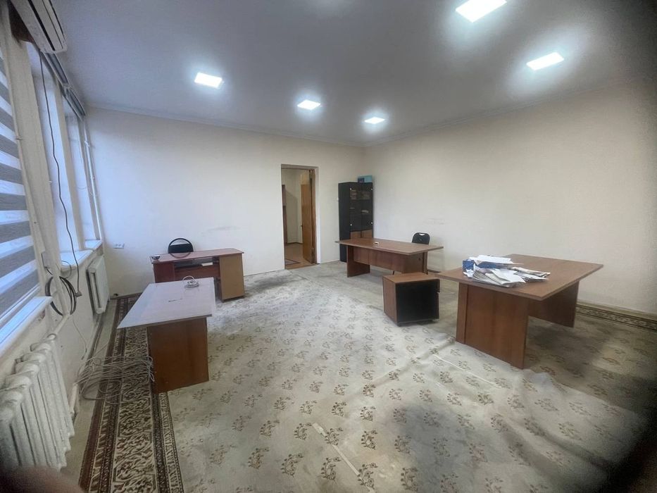 Чиланзар ГАИ офисы 17м²до90м² вдоль дороги в административном здании