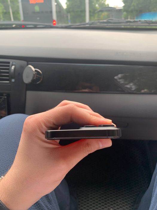 Iphone 16 Pro Мax ёмкость 90%