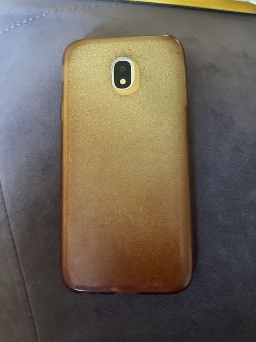 Телефон Samsung Galaxy J3