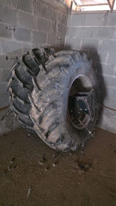 Шина с дискам 18.4 R30