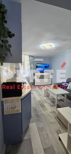 Продава се Двустаен апартамент в Черноморец - 62 кв.м за 1202 €/кв.м - Снимка #2