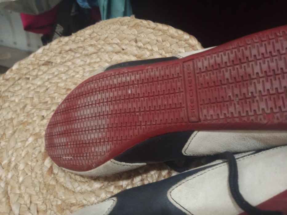 Ретро обувки Sketchers, купувани преди 15г и носени 4-5 пъти , номер 44.5